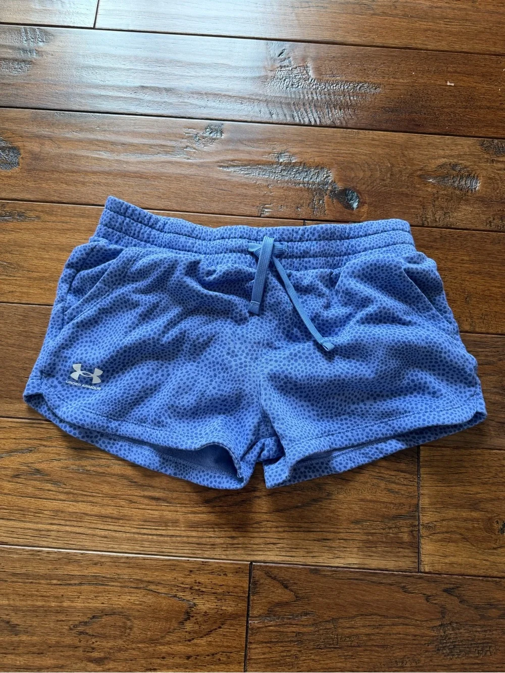 Under Armour Youth Large Light Blue speckled Athletic Shorts